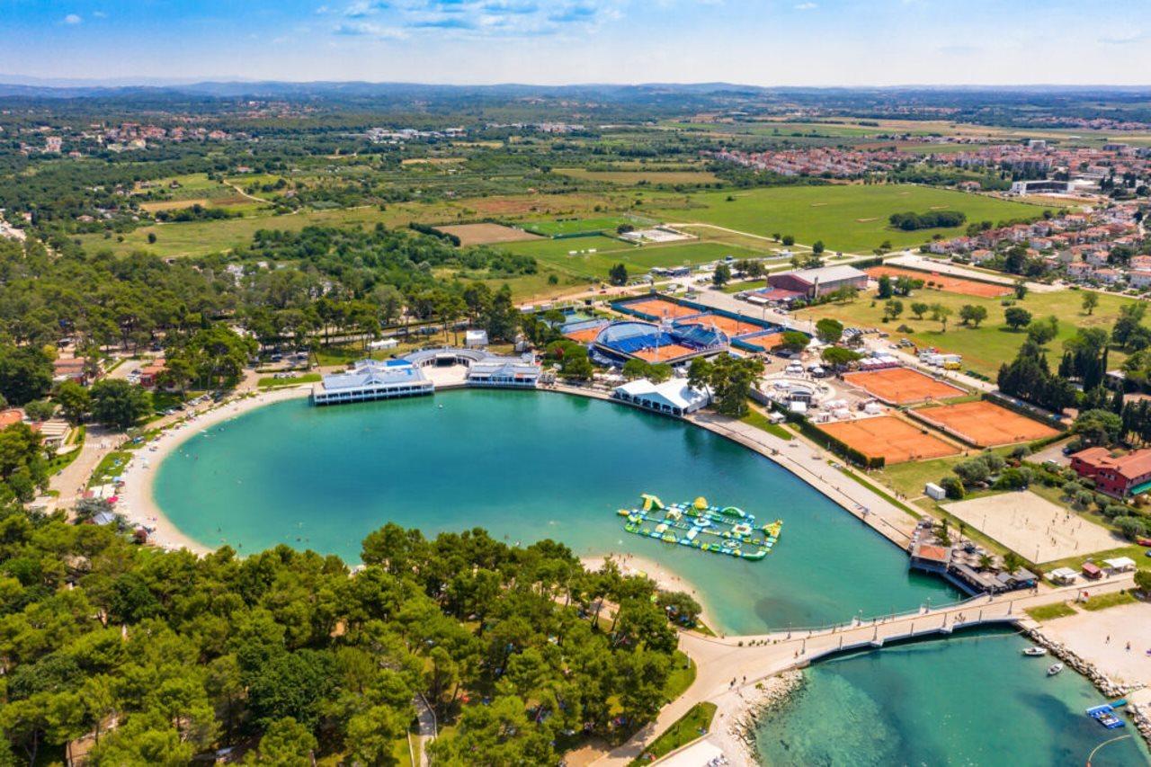 Istrian Villas Plava Laguna อูมัค ภายนอก รูปภาพ