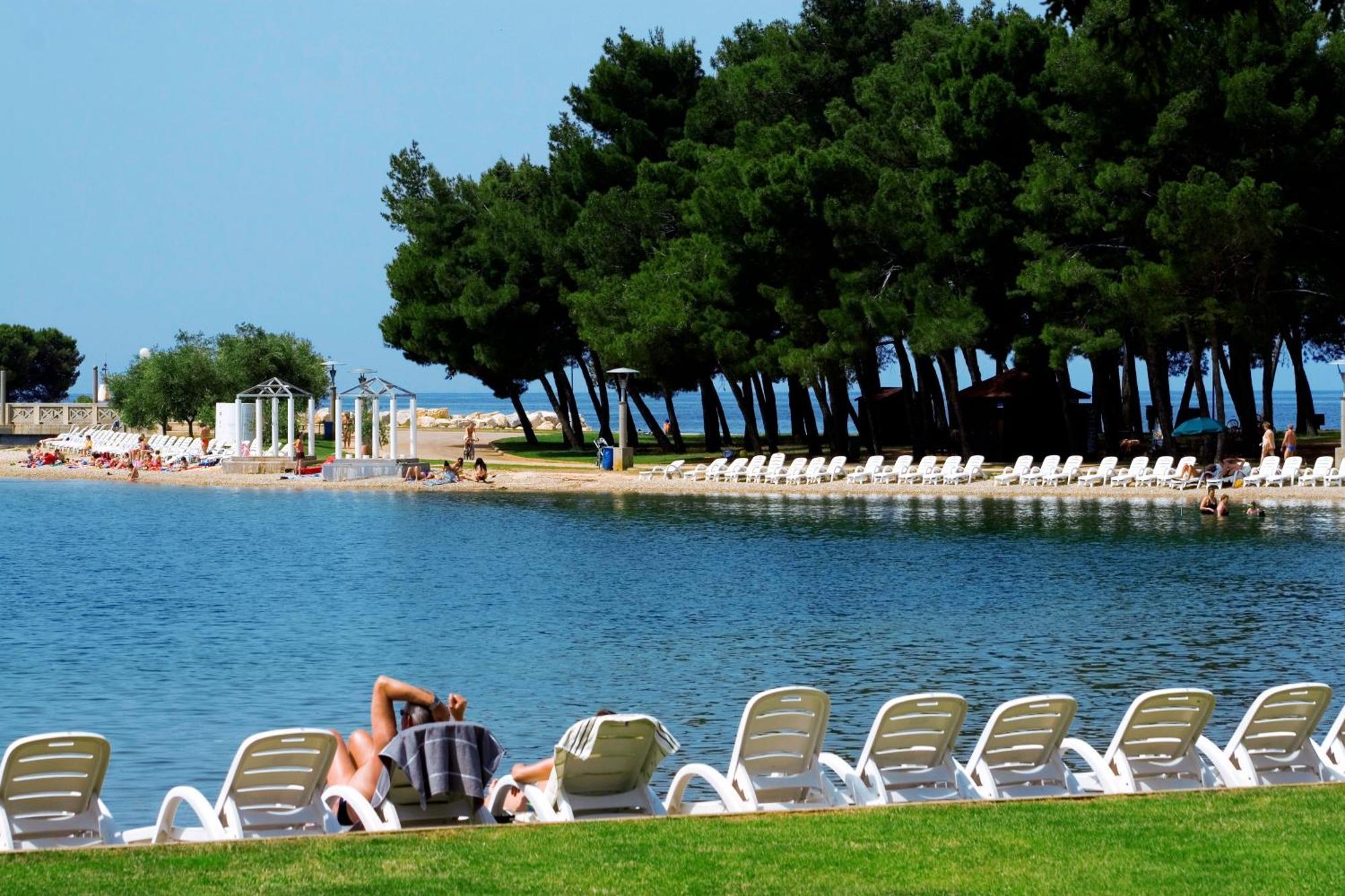 Istrian Villas Plava Laguna อูมัค ภายนอก รูปภาพ