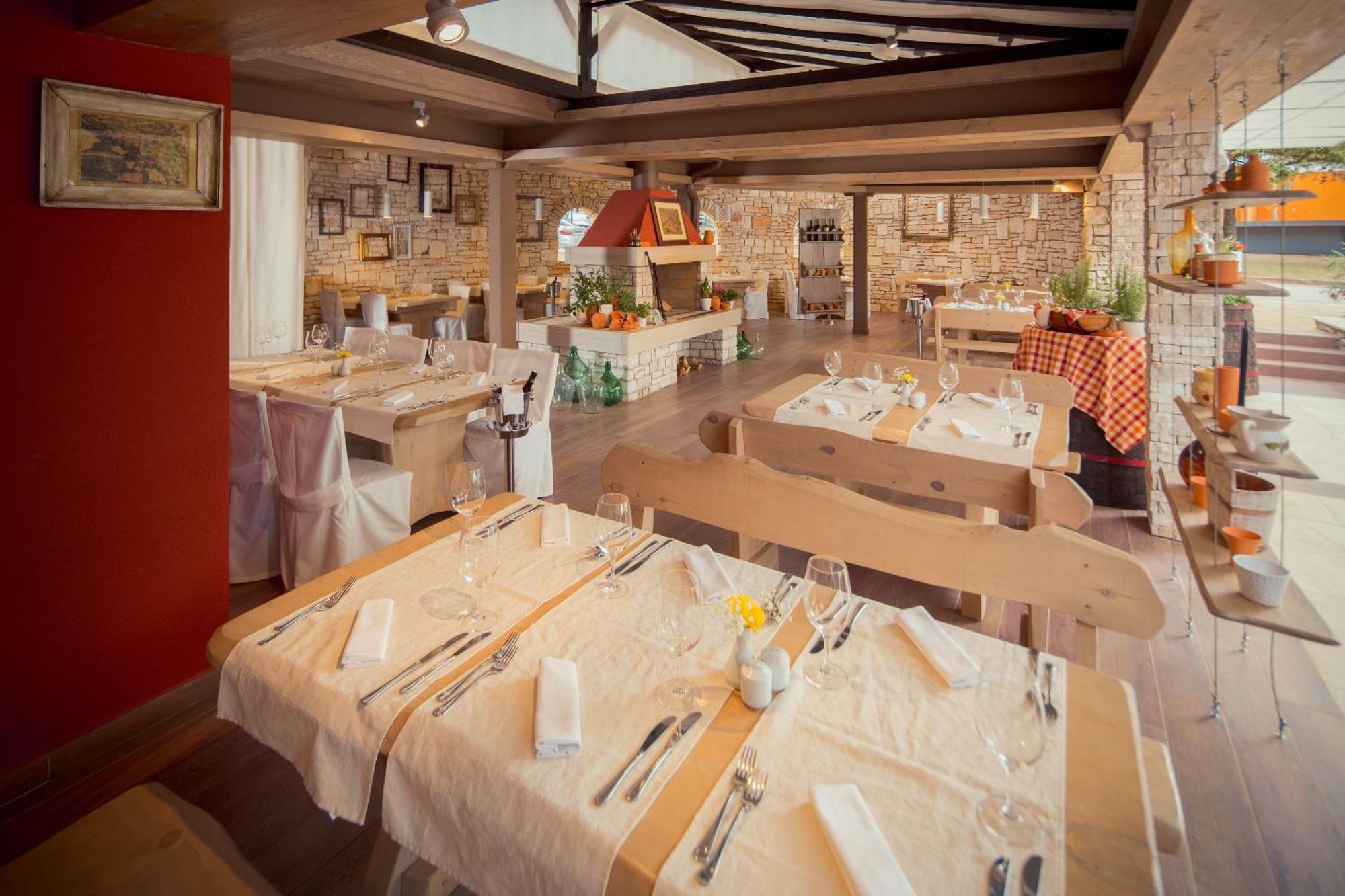 Istrian Villas Plava Laguna อูมัค ภายนอก รูปภาพ